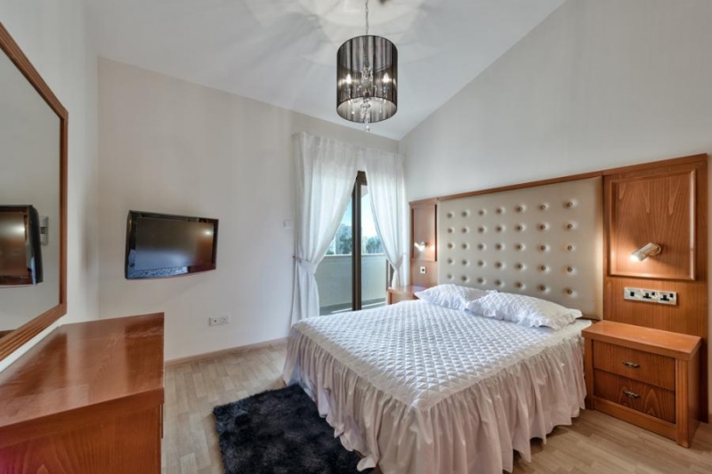 THREE BEDROOM HOUSE IN AMATHUS, LIMASSOL