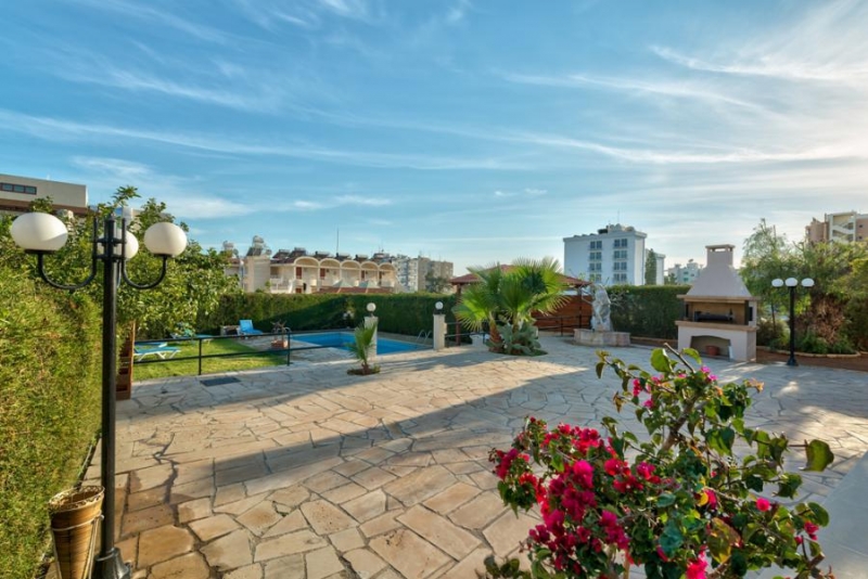 THREE BEDROOM HOUSE IN AMATHUS, LIMASSOL