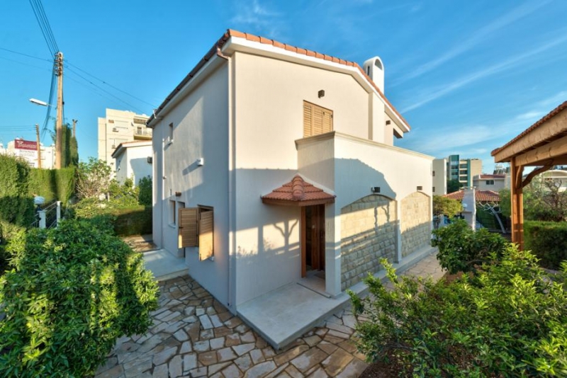 THREE BEDROOM HOUSE IN AMATHUS, LIMASSOL