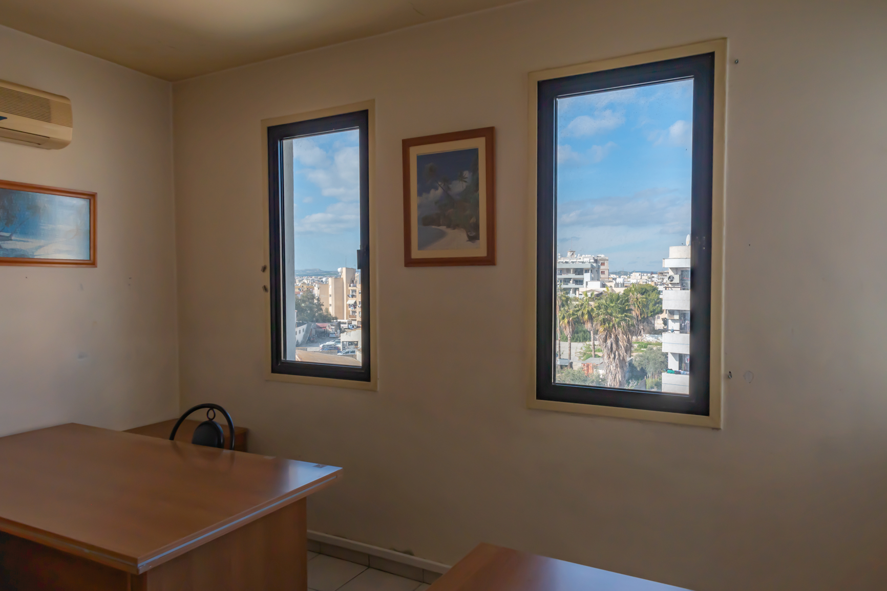 OFFICE FOR SALE IN MAKARIOU - LARNACA