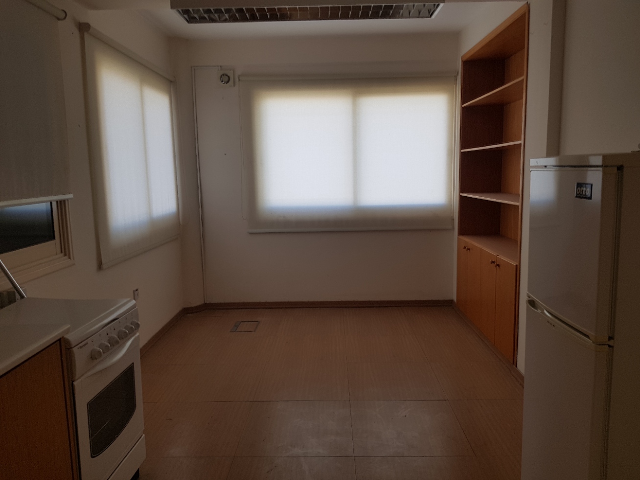 OFFICE FOR RENT IN LARNACA