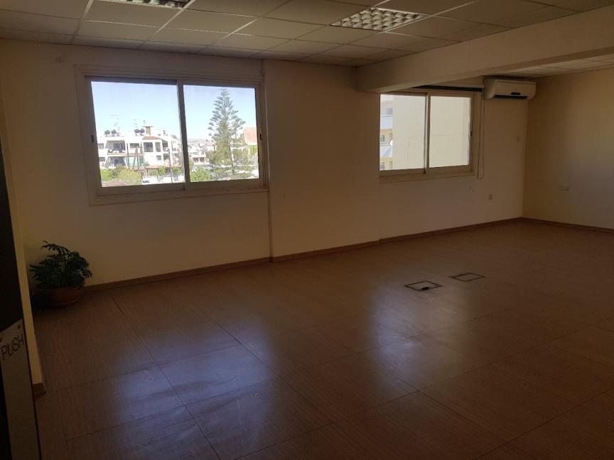 OFFICE FOR RENT IN LARNACA