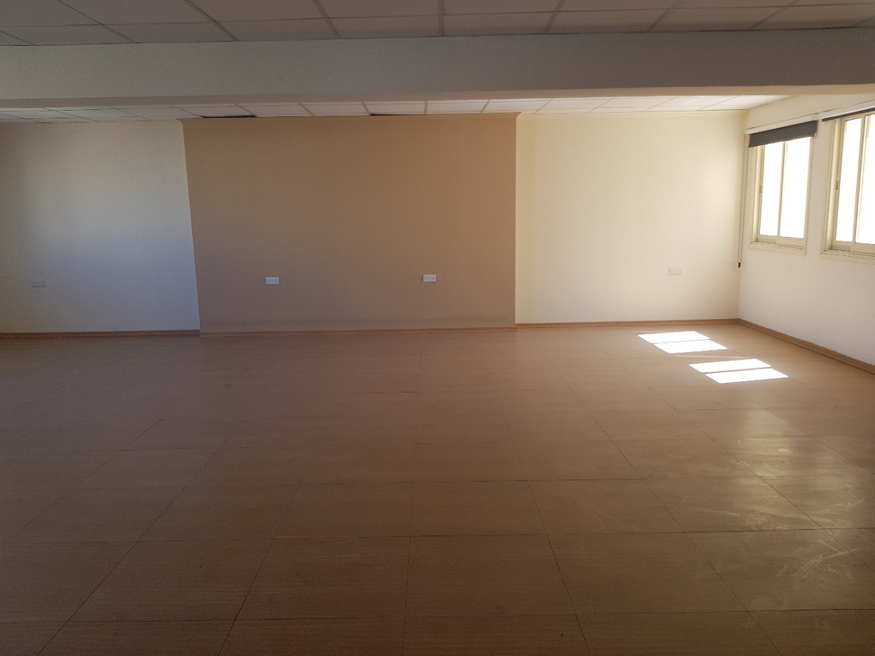 OFFICE FOR RENT IN LARNACA