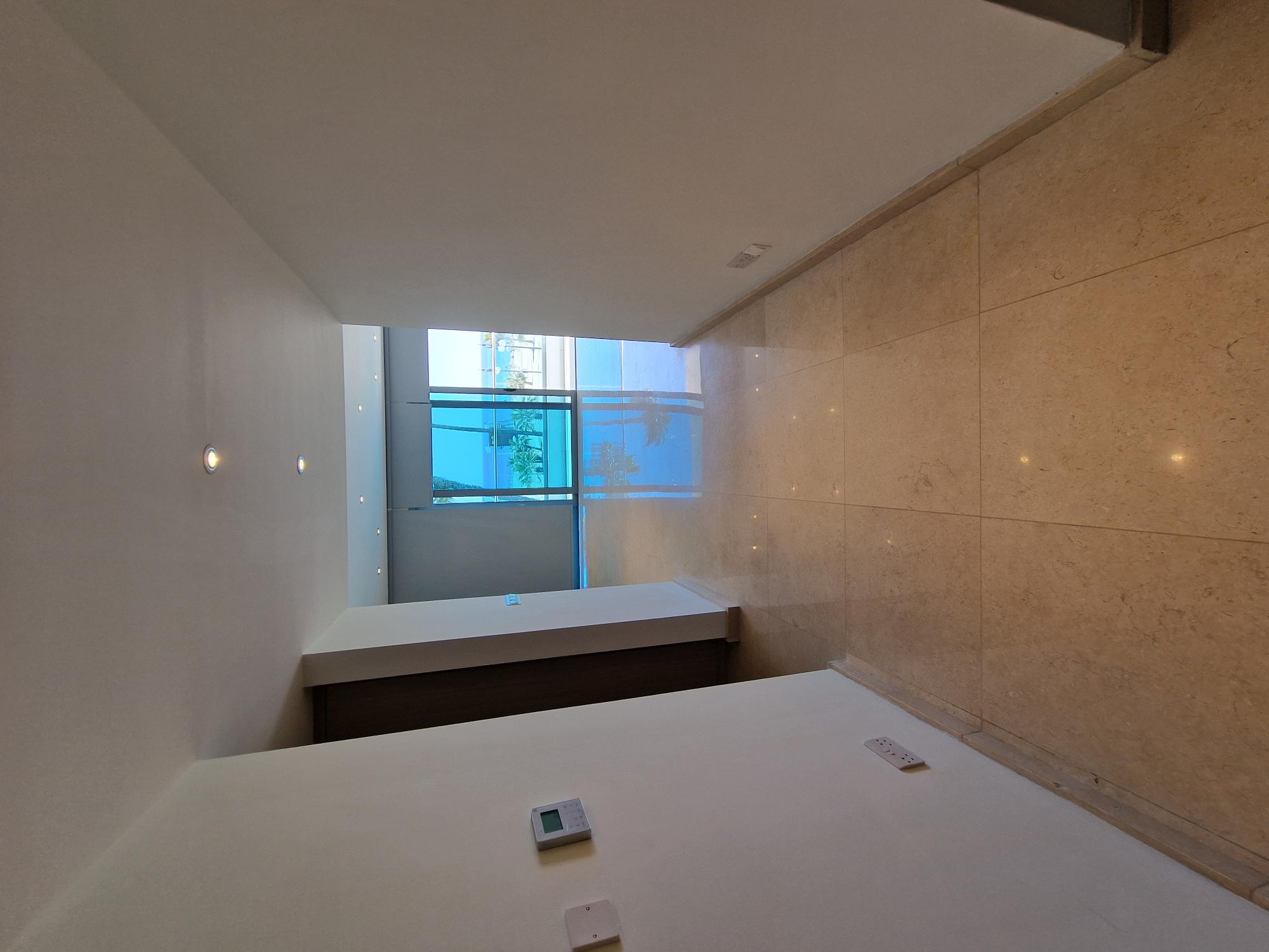 THREE BEDROOM FLAT IN FINIKOUDES/LARNACA