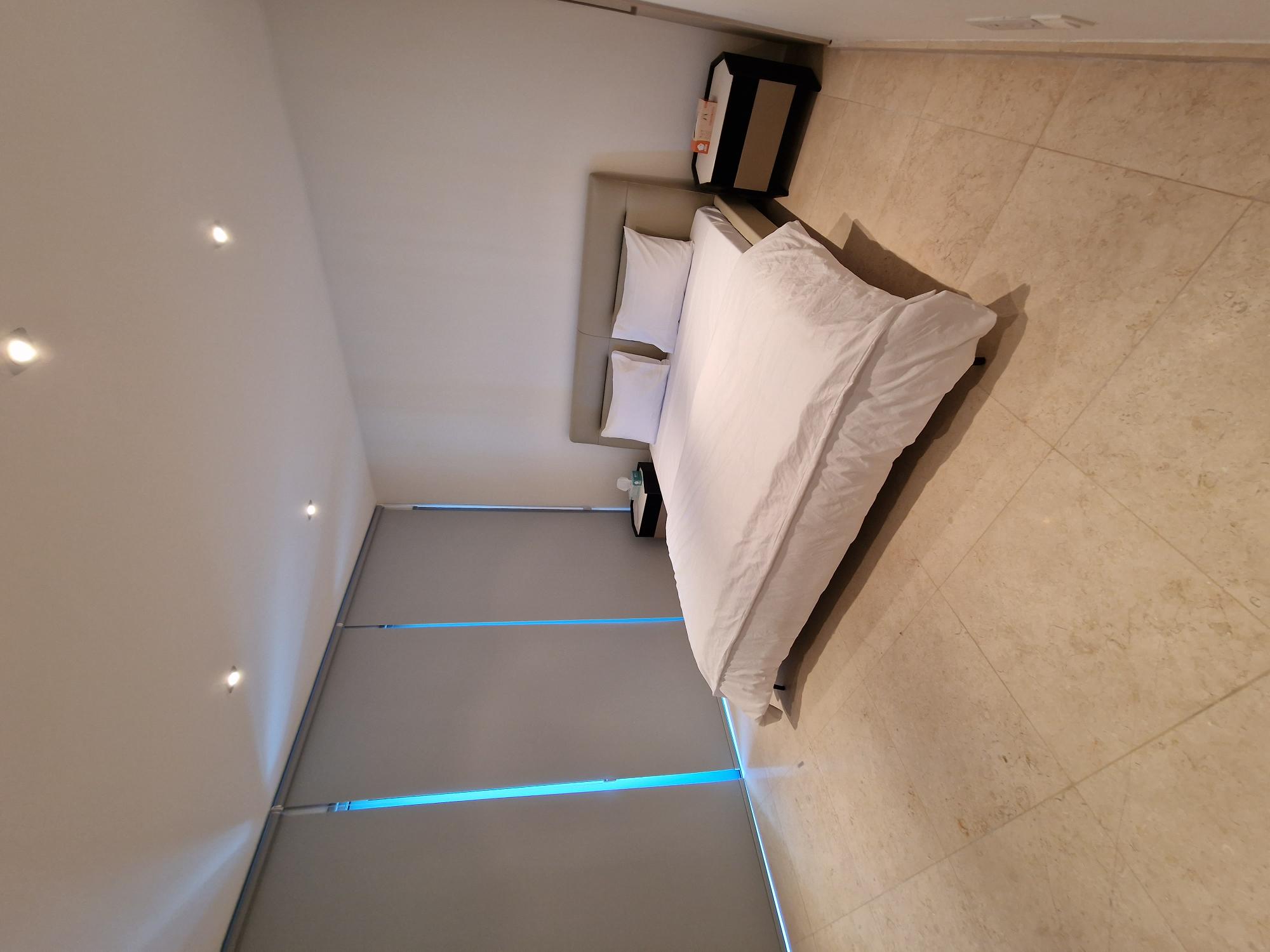 THREE BEDROOM FLAT IN FINIKOUDES/LARNACA