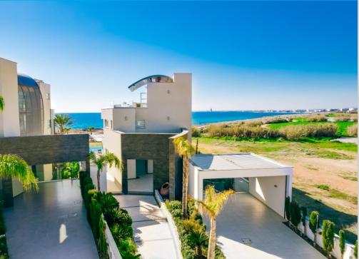 SIX BEDROOM BEACHFRONT VILLA IN AYIA NAPA/FAMAGUSTA