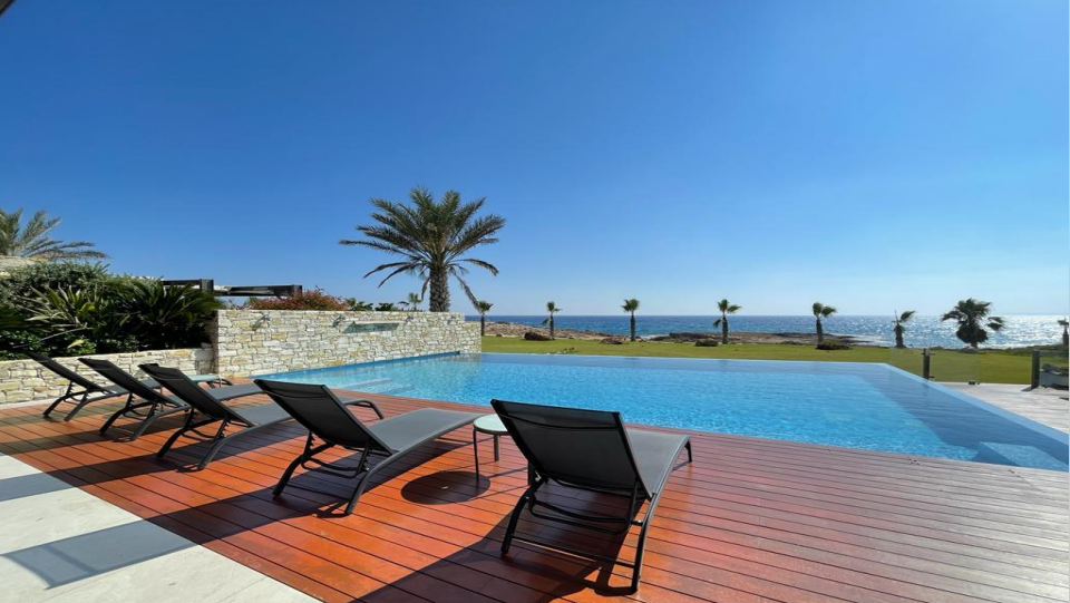 SIX BEDROOM BEACHFRONT VILLA IN AYIA NAPA/FAMAGUSTA