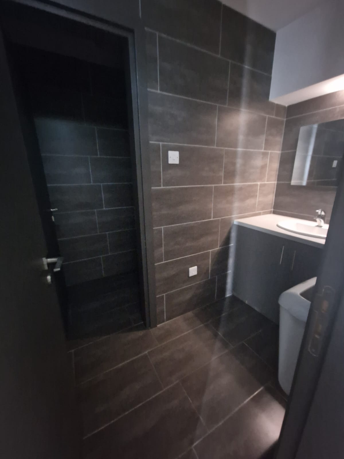 COMMERCIAL BUILDING FOR RENT IN AGIOI ANARGIROI/LARNACA