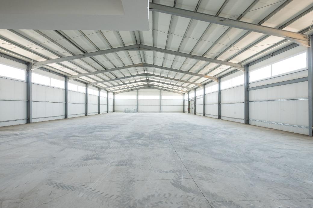 WAREHOUSE FOR SALE IN ARADIPPOU/LARNACA