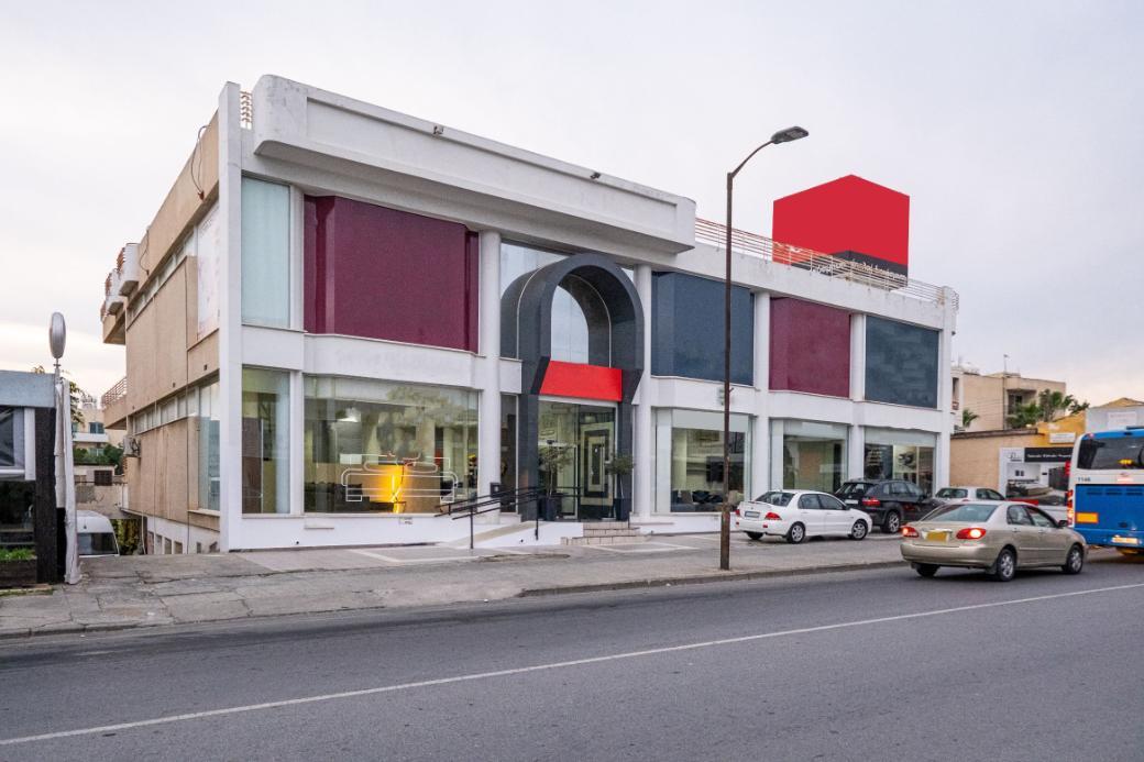 COMMERCIAL BUILDING IN AGIOS NIKOLAOS/LARNACA