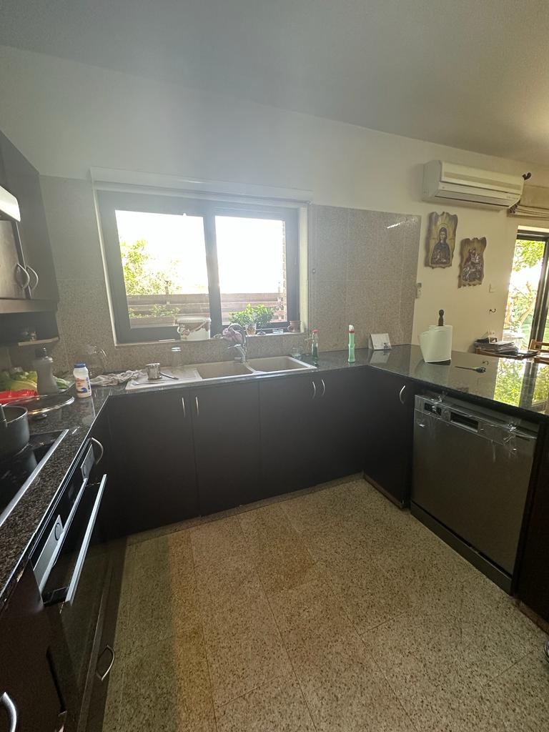 FOUR BEDROOM HOUSE IN KITI/LARNACA