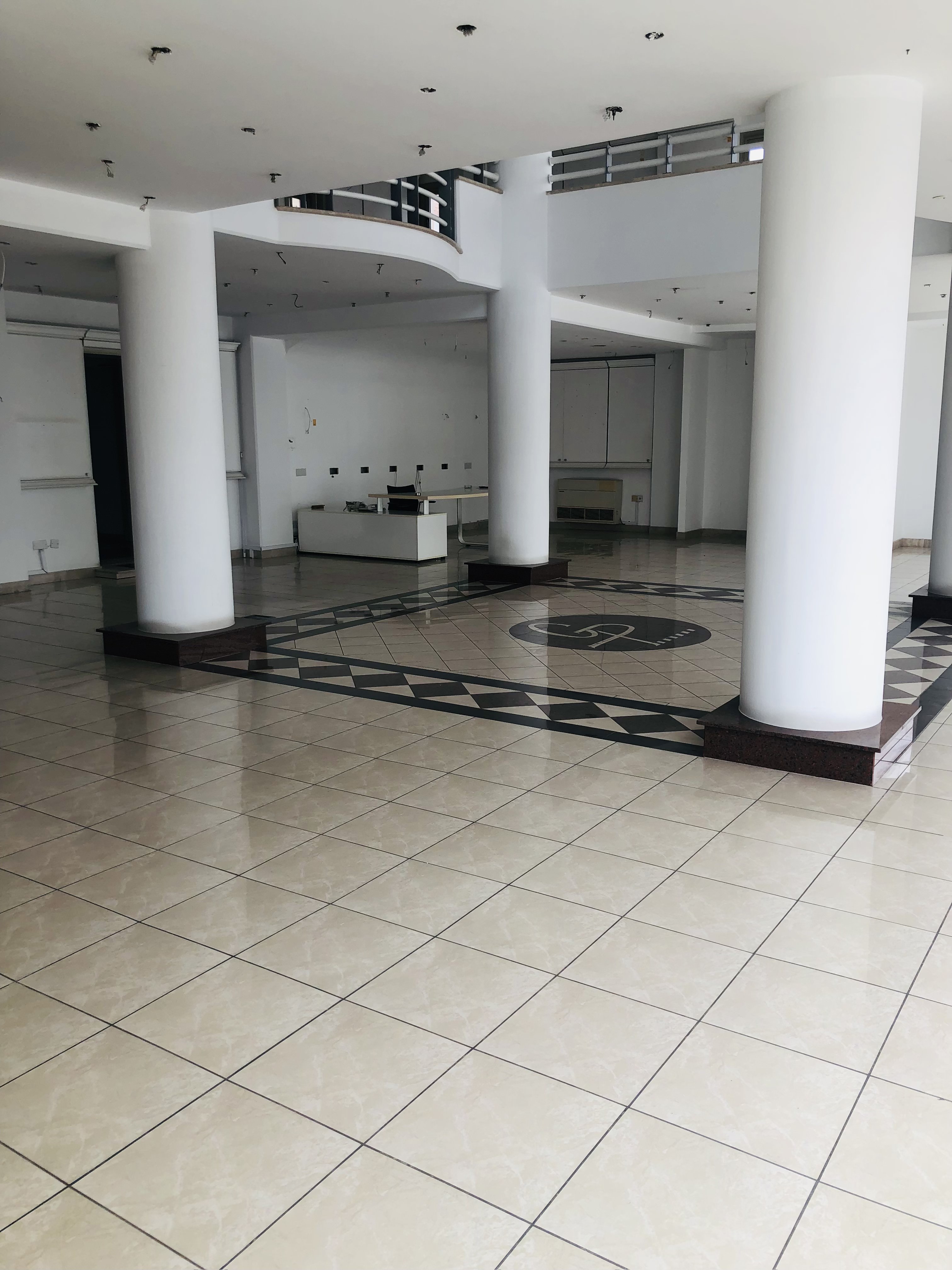COMMERCIAL BUILDING IN GRIVA DIGENI/LIMASSOL