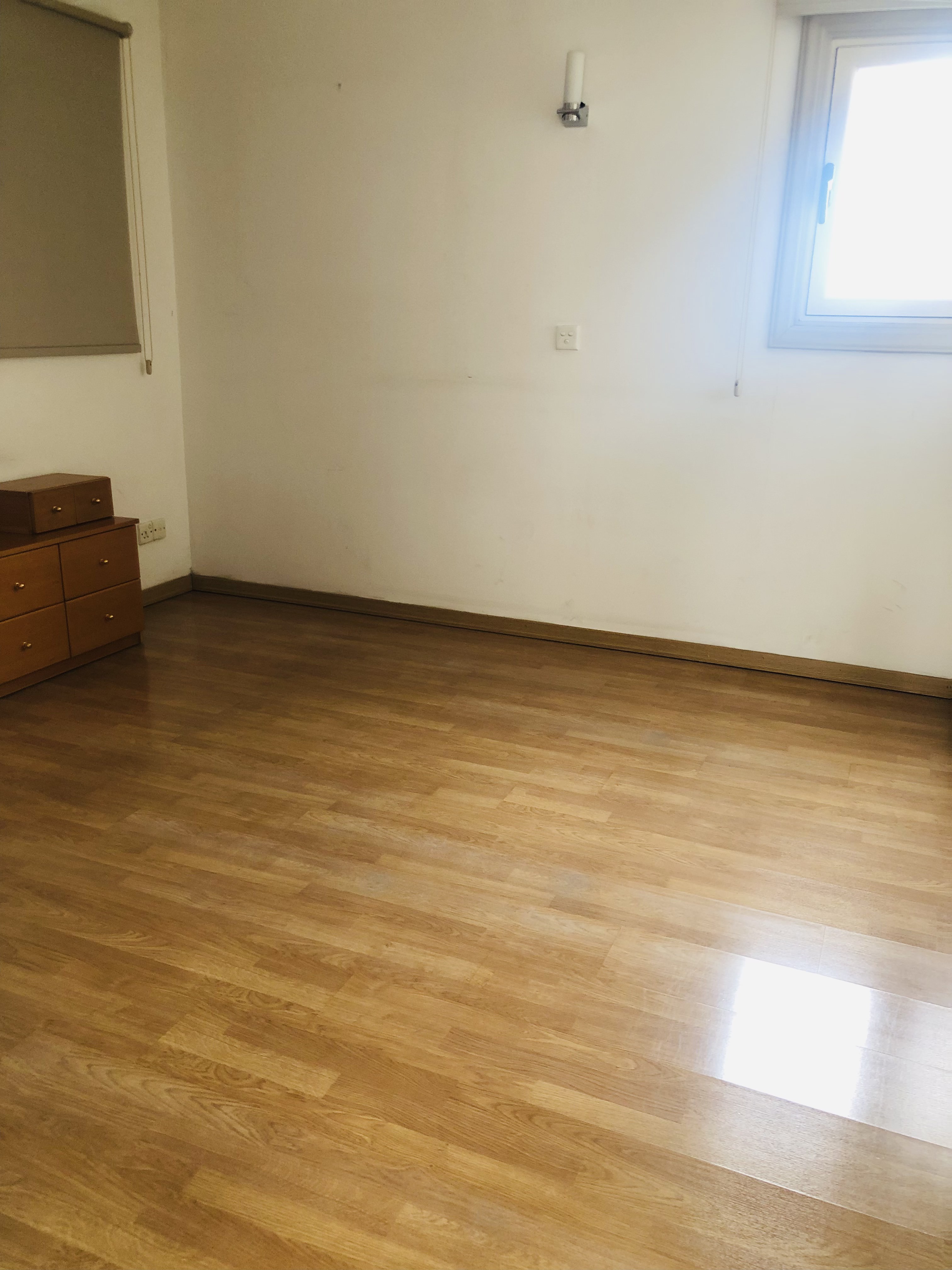 COMMERCIAL BUILDING IN GRIVA DIGENI/LIMASSOL