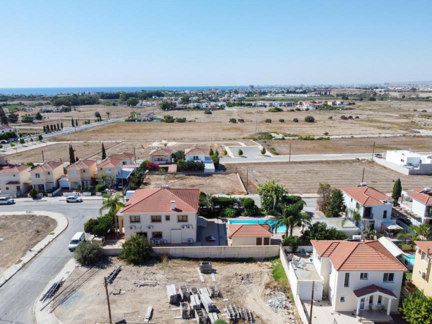 FIVE BEDROOM HOUSE FOR SALE IN PYLA/LARNACA