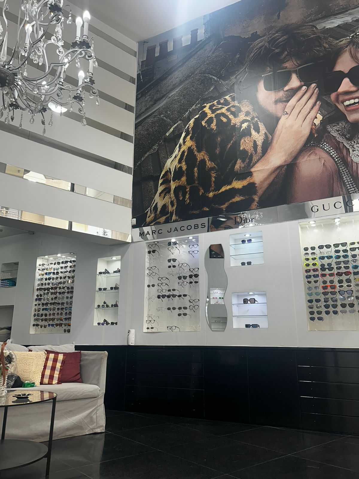 SHOP FOR RENT IN ERMOU STREET/LARNACA