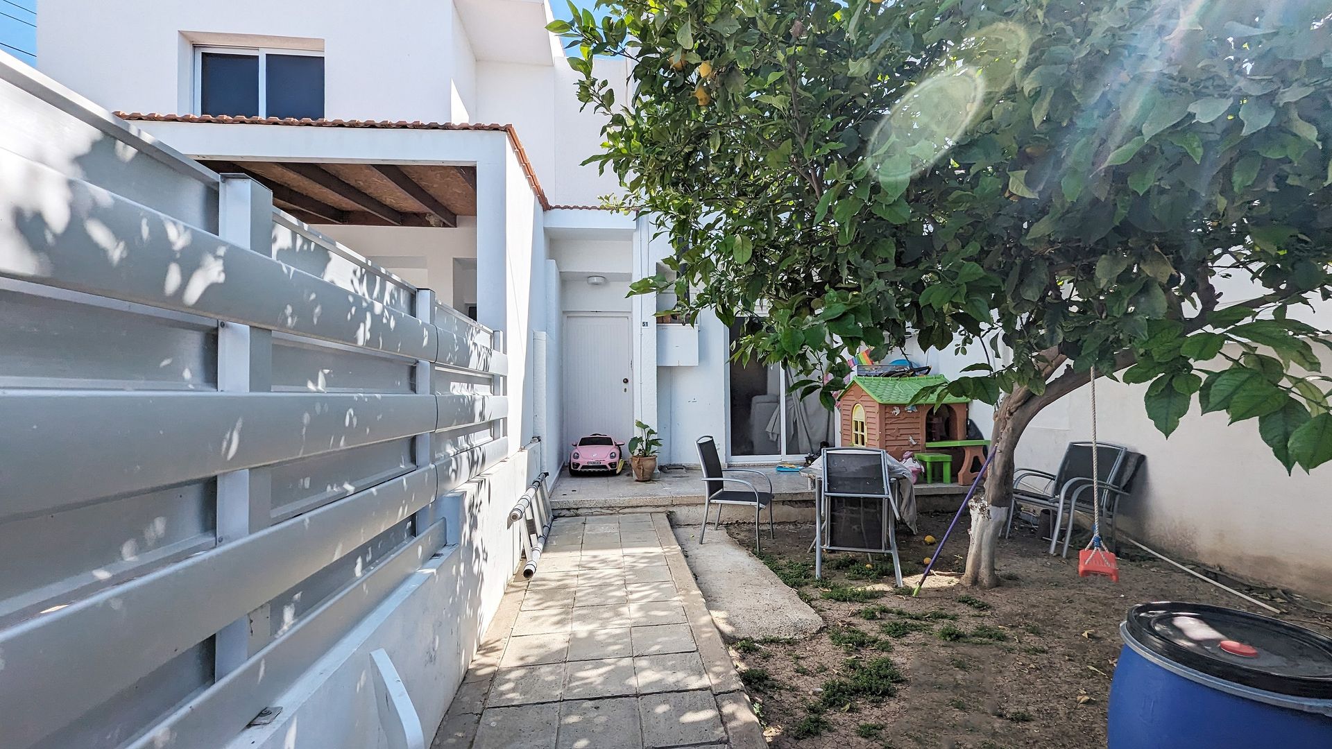 TWO STOREY HOUSE FOR SALE IN AYIOS NIKOLAOS/LARNACA