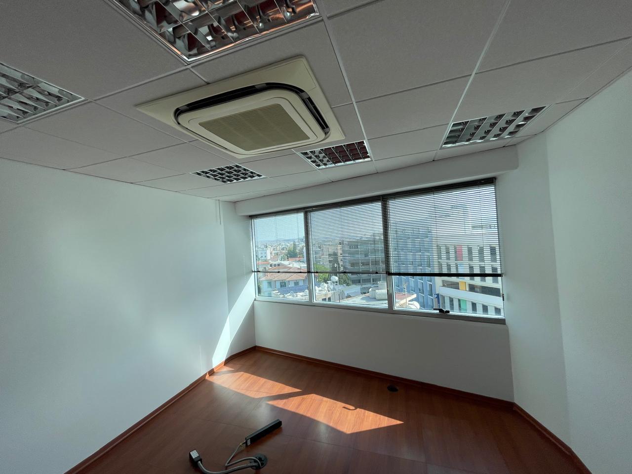 OFFICES FOR RENT IN LARNACA CENTER