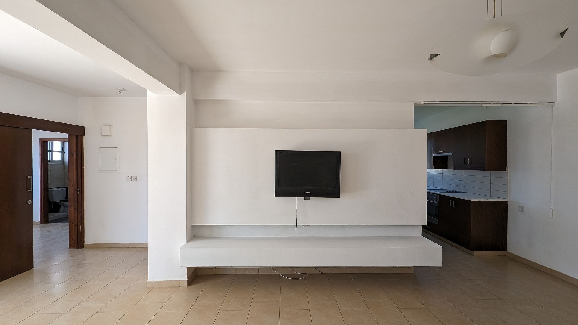 TWO BEDROOM APARTMENT FOR SALE IN PERVOLIA/LARNACA