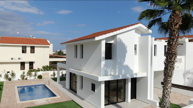 FOR RENT Four bedroom villa in Dhekelia with private pool