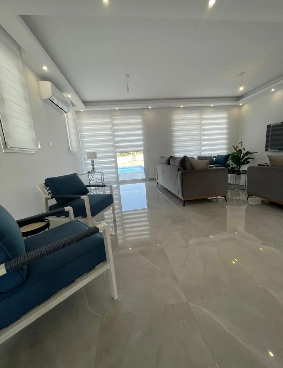 FOR RENT Modern Four Bedroom villa with pool 