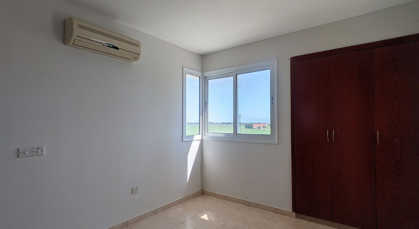 WHOLE BUILDING FOR SALE IN KITI, LARNACA