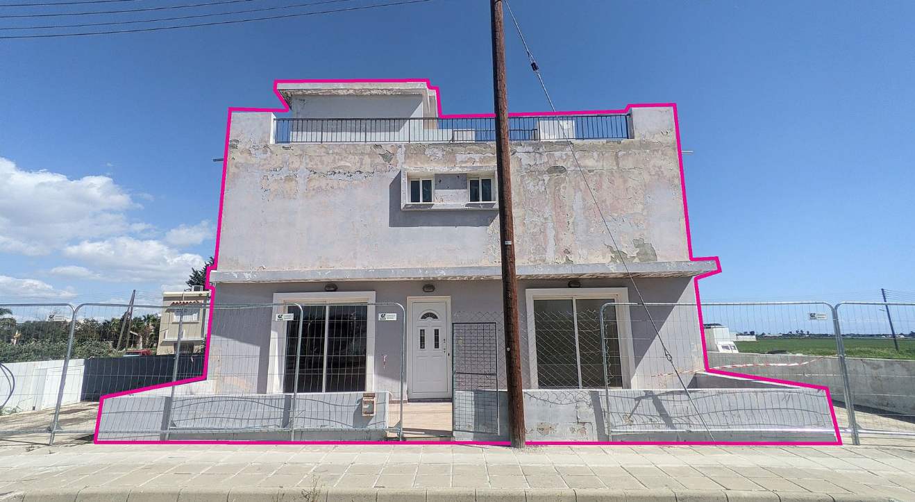 WHOLE BUILDING FOR SALE IN KITI, LARNACA