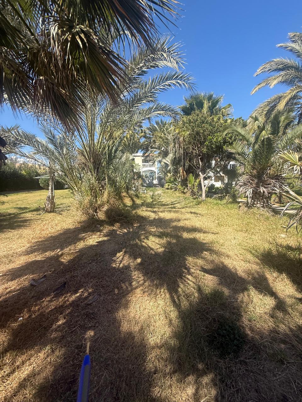 FRONTLINE GROUNDFLOOR APARTMENT FOR SALE