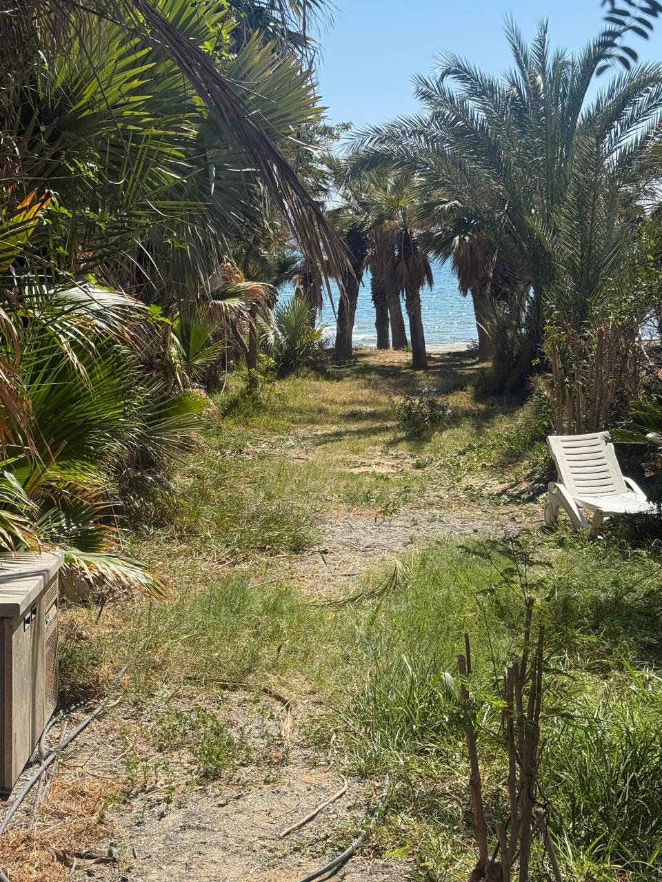 FRONTLINE GROUNDFLOOR APARTMENT FOR SALE