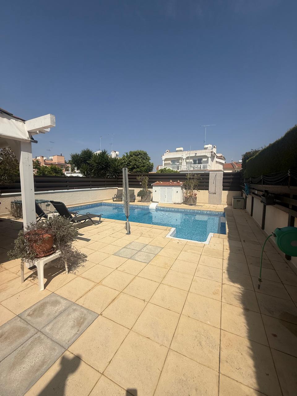 TWO (2) BEDROOM HOLIDAY HOUSE