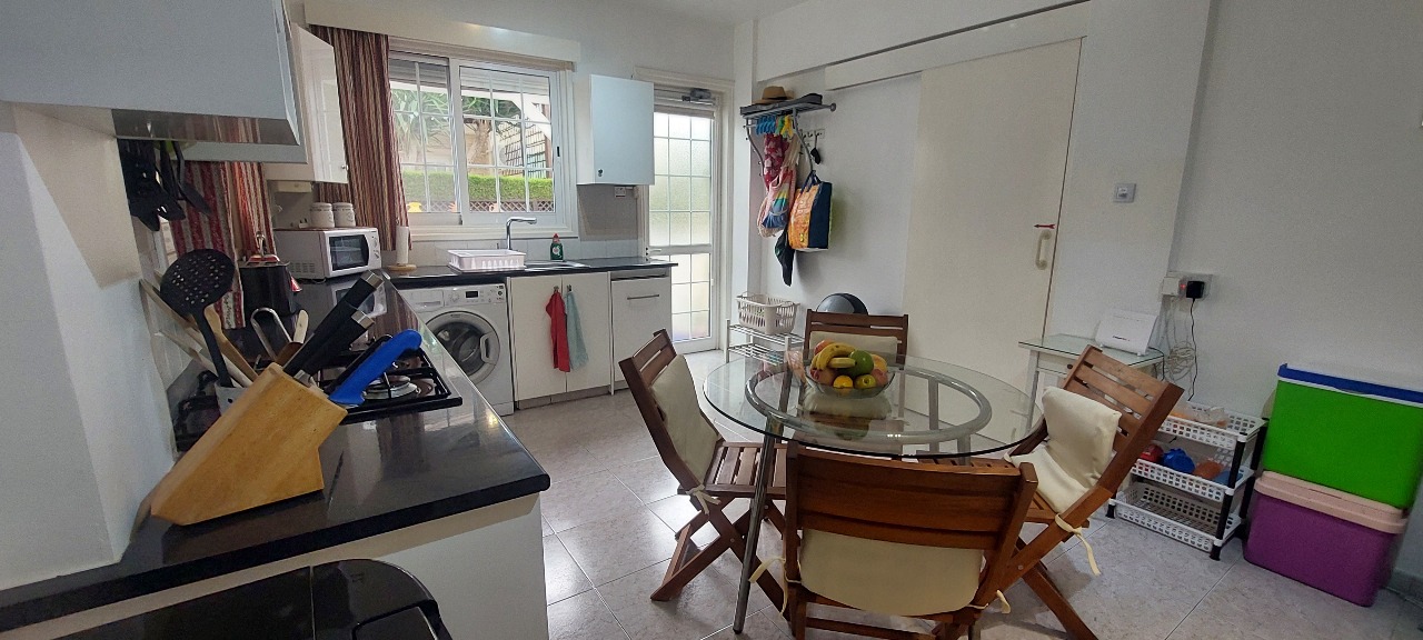 TWO (2) BEDROOM HOLIDAY HOUSE