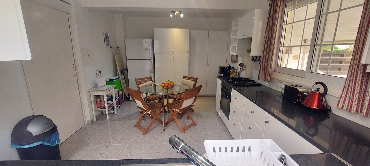 TWO (2) BEDROOM HOLIDAY HOUSE