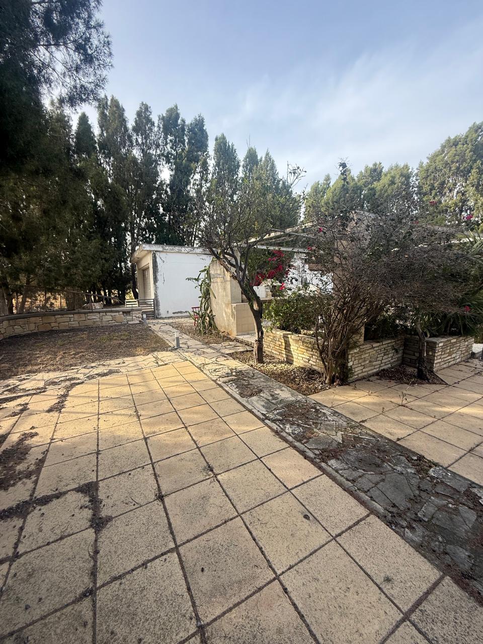 FOUR (4) BEDROOM VILLA