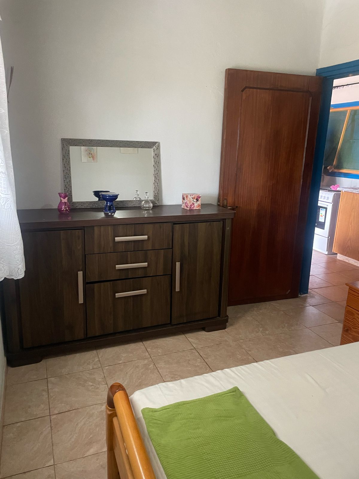 ONE-BEDROOM SMALL SEASIDE HOUSE IN ORMIDEIA