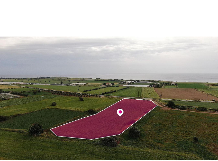 RESEDENTIAL FIELD IN ALAMINOS, LARNACA