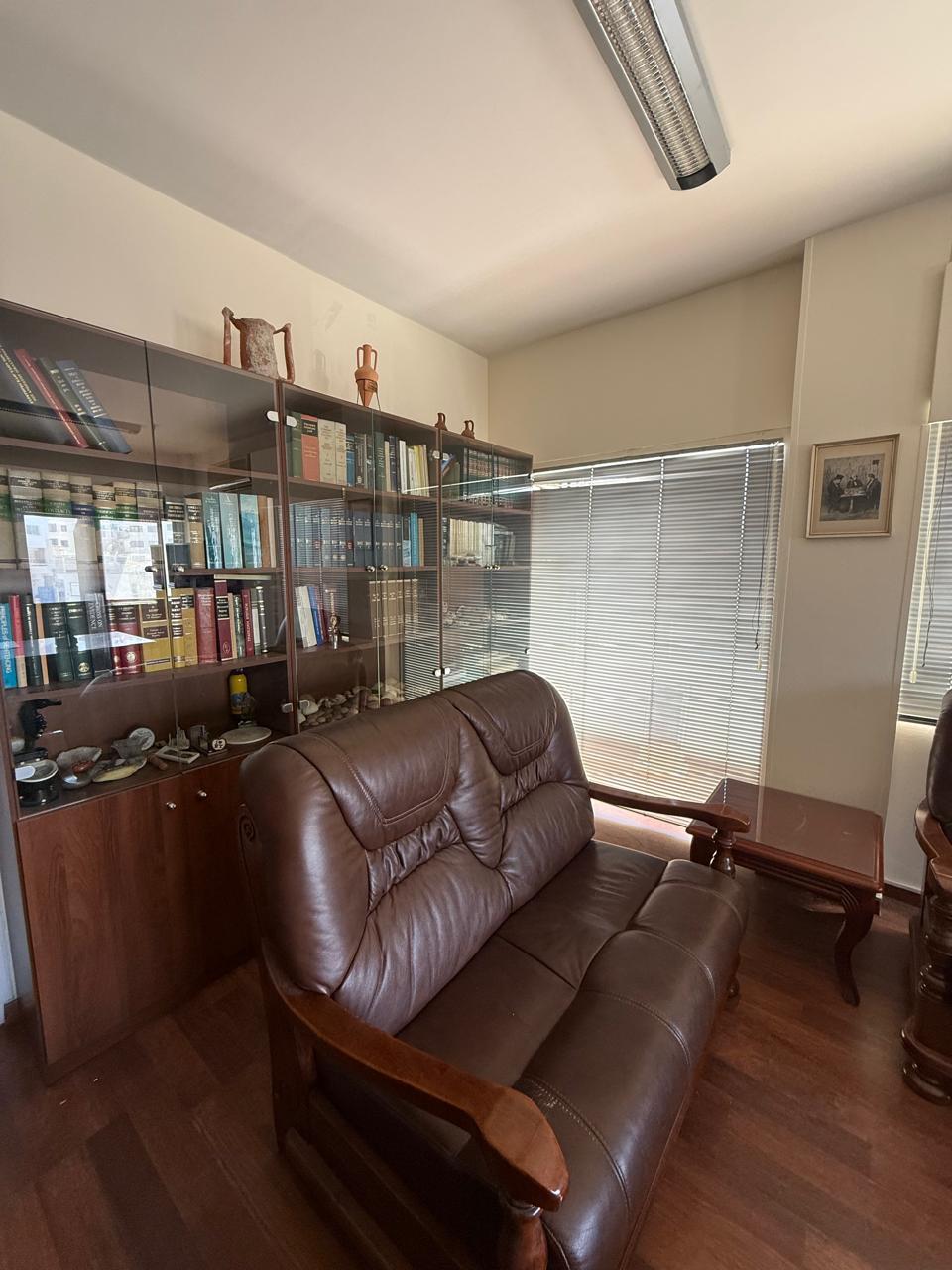 OFFICE FOR RENT IN LARNACA CENTER