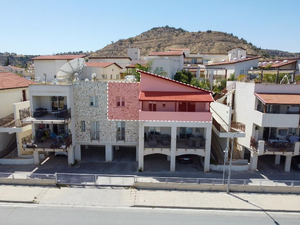THREE (3) BEDROOM APARTMENT - OROKLINI