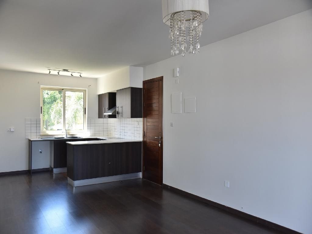 THREE (3) BEDROOM APARTMENT - OROKLINI