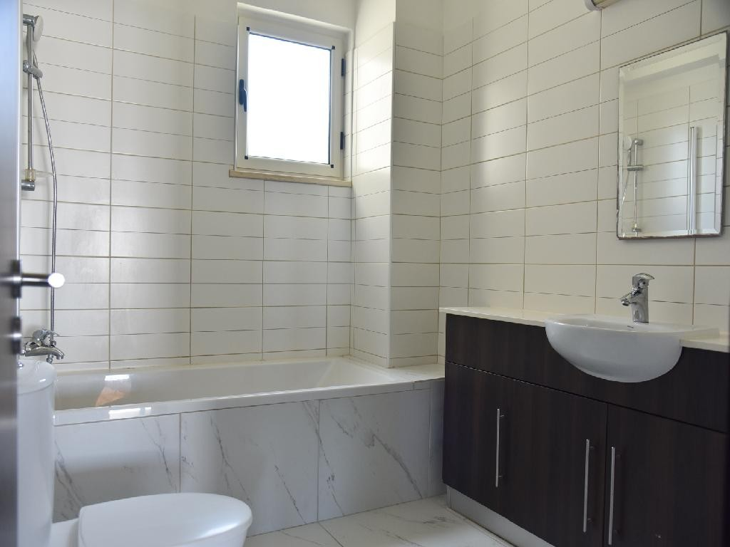 THREE (3) BEDROOM APARTMENT - OROKLINI