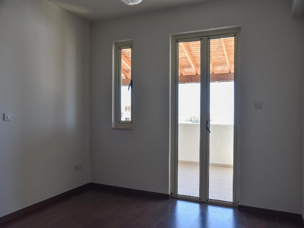 THREE (3) BEDROOM APARTMENT - OROKLINI