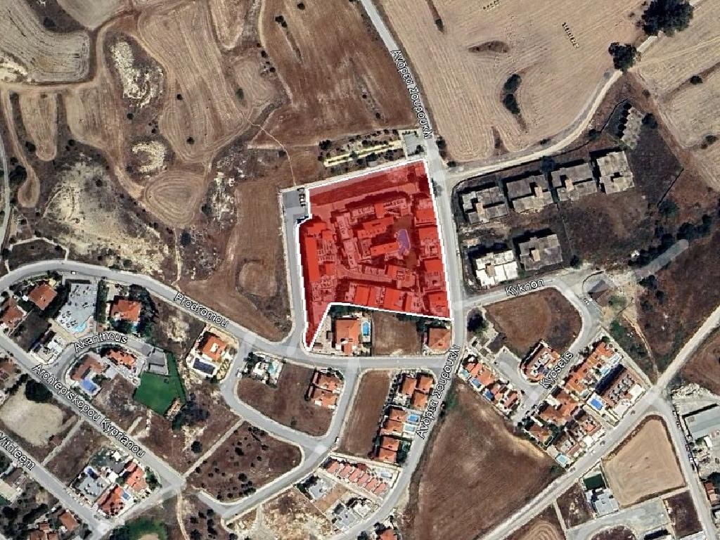 THREE (3) BEDROOM APARTMENT - OROKLINI
