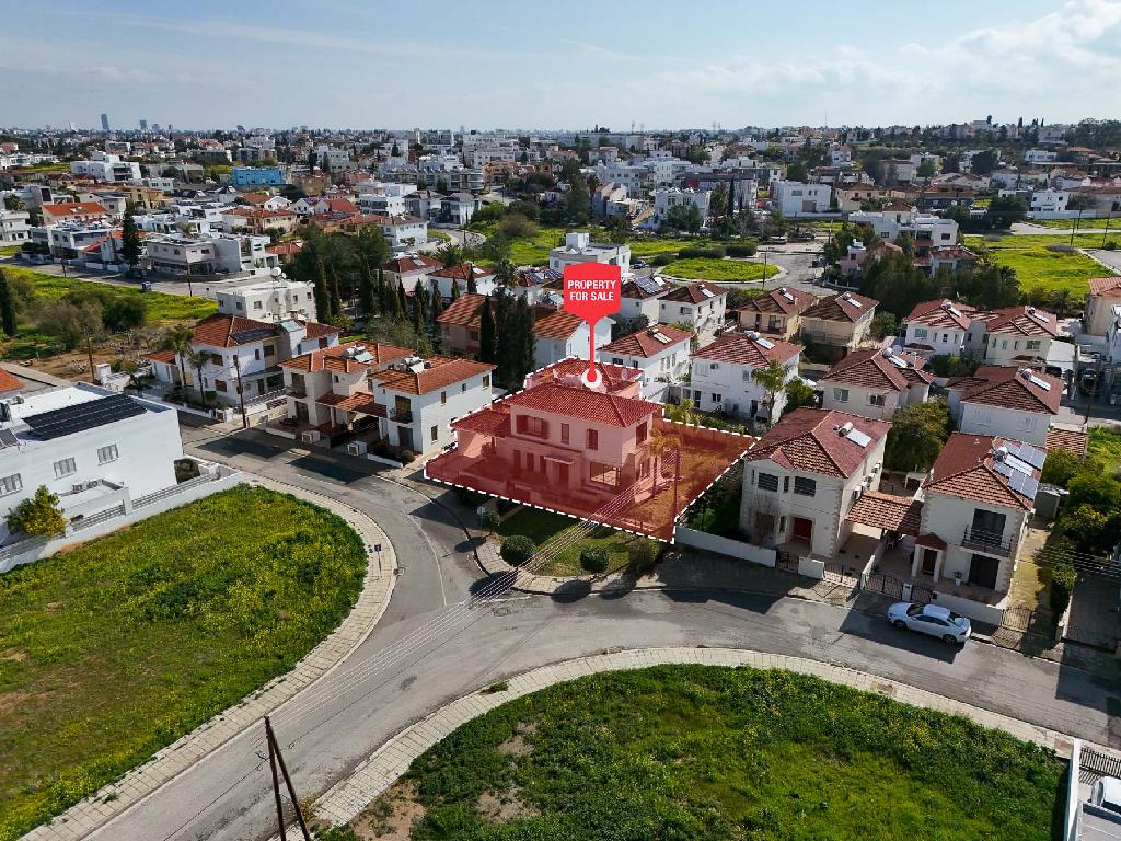 FIVE BEDROOM HOUSE IN EGKOMI-NICOSIA