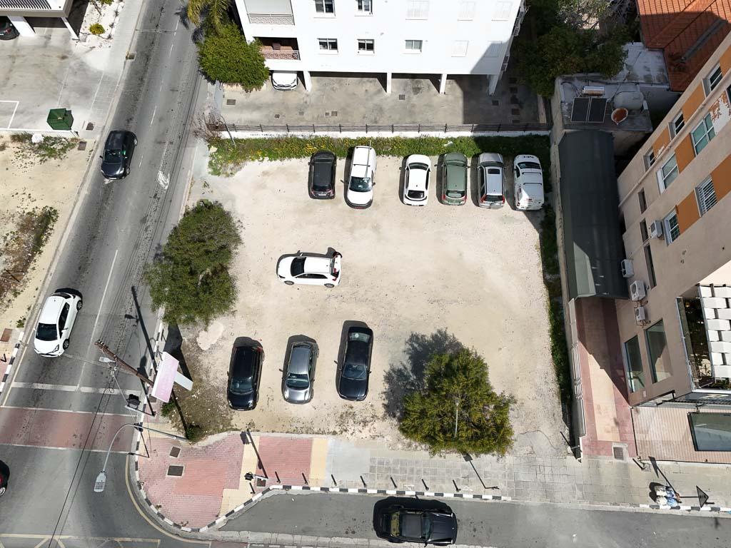COMMERSIAL PLOT FO SALE IN STROVOLOS