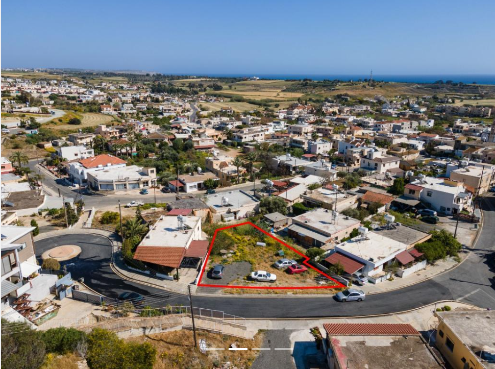  RESIDENTIAL PLOT IN ORMIDIA 