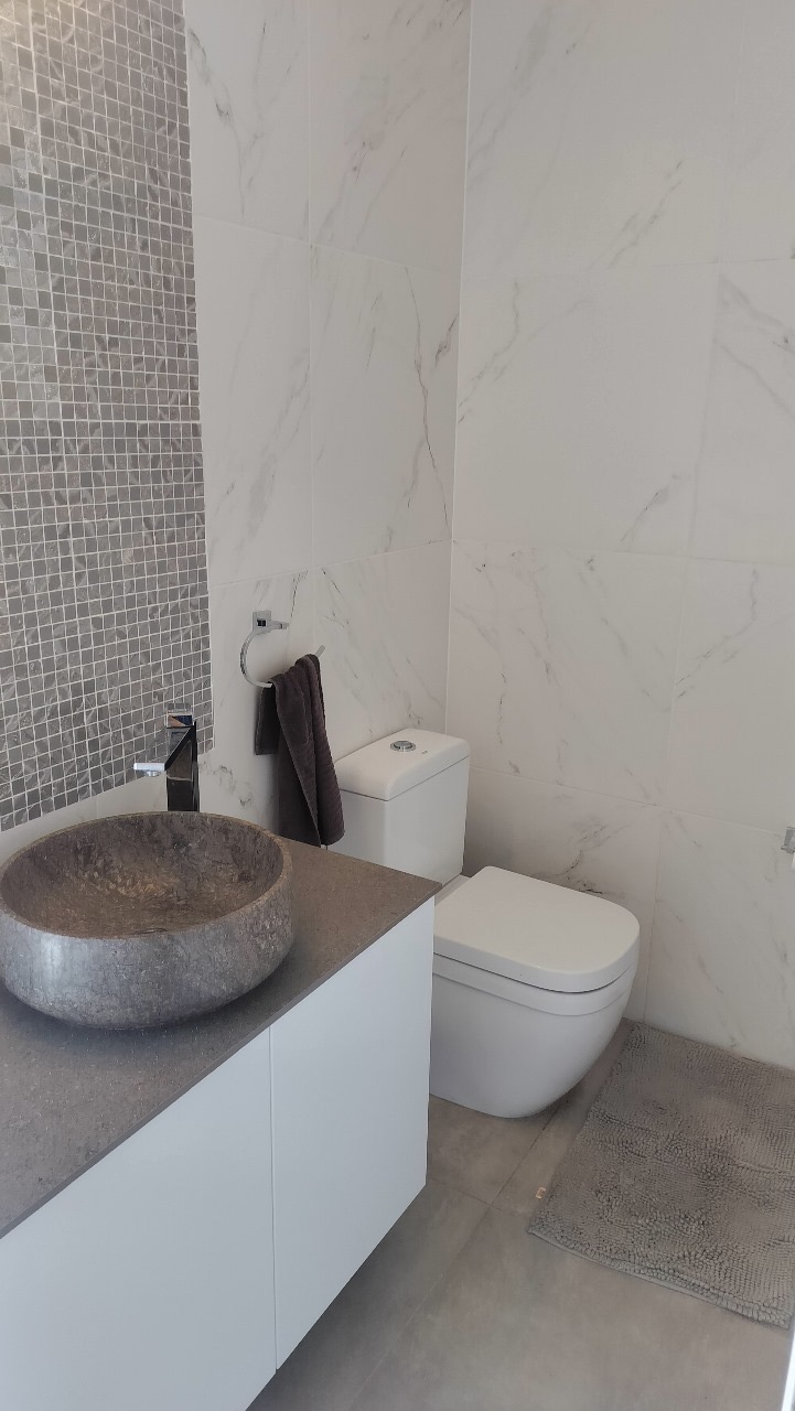 FIVE BEDROOM DETACHED HOUSE IN LAKATAMEIA-NICOSIA