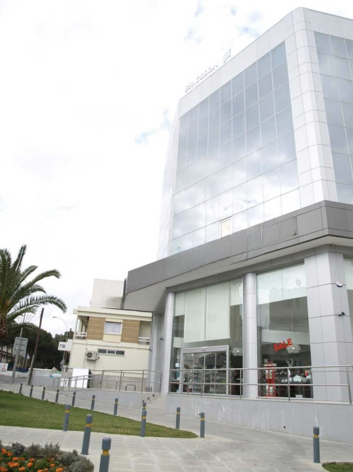 SHOP-GROUND FLOOR  - AKROPOLIS-NICOSIA