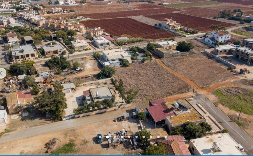 FIELD FOR SALE IN XYLOFAGOU