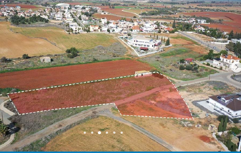 FIELD FOR SALE IN  AVGOROU