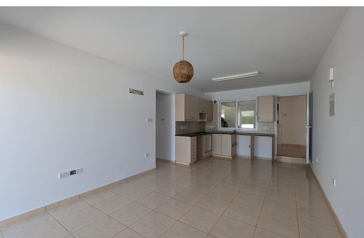 ONE BEDROOM GROUND FLOOR APARTMENT IN XYLOPHAGOU