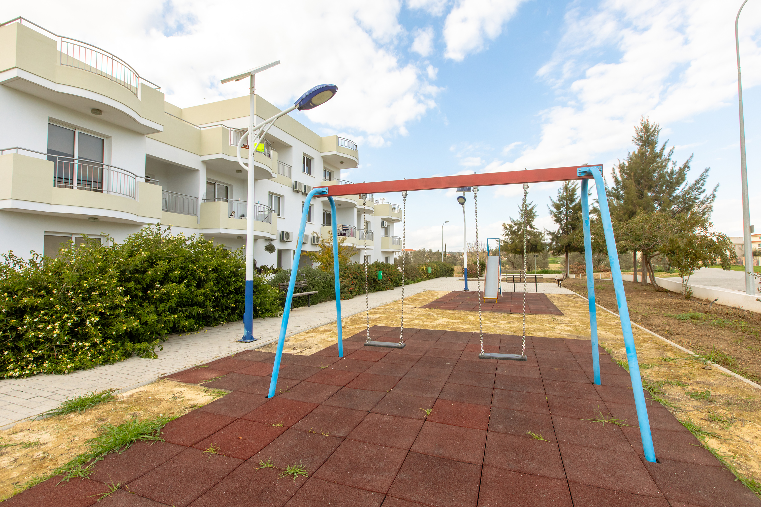APARTMENT FOR SALE IN PYLA/LARNACA