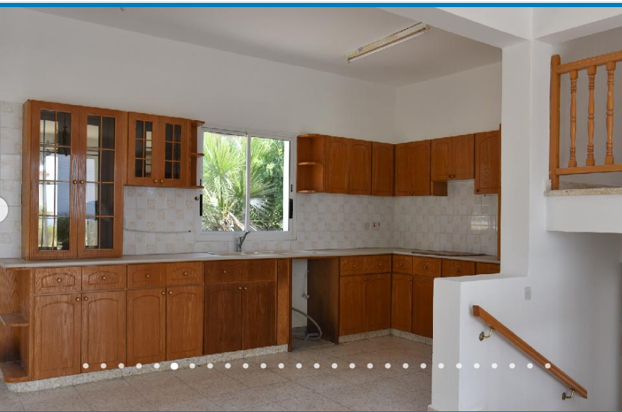 FIVE (5) BEDROOMS HOUSE IN AYIA NAPA